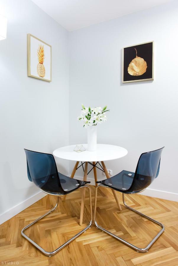 Clicktheflat Copernicus Science Centre Apart Rooms Warsaw Ngoại thất bức ảnh