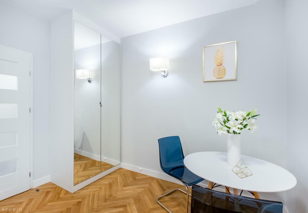 Clicktheflat Copernicus Science Centre Apart Rooms Warsaw Ngoại thất bức ảnh